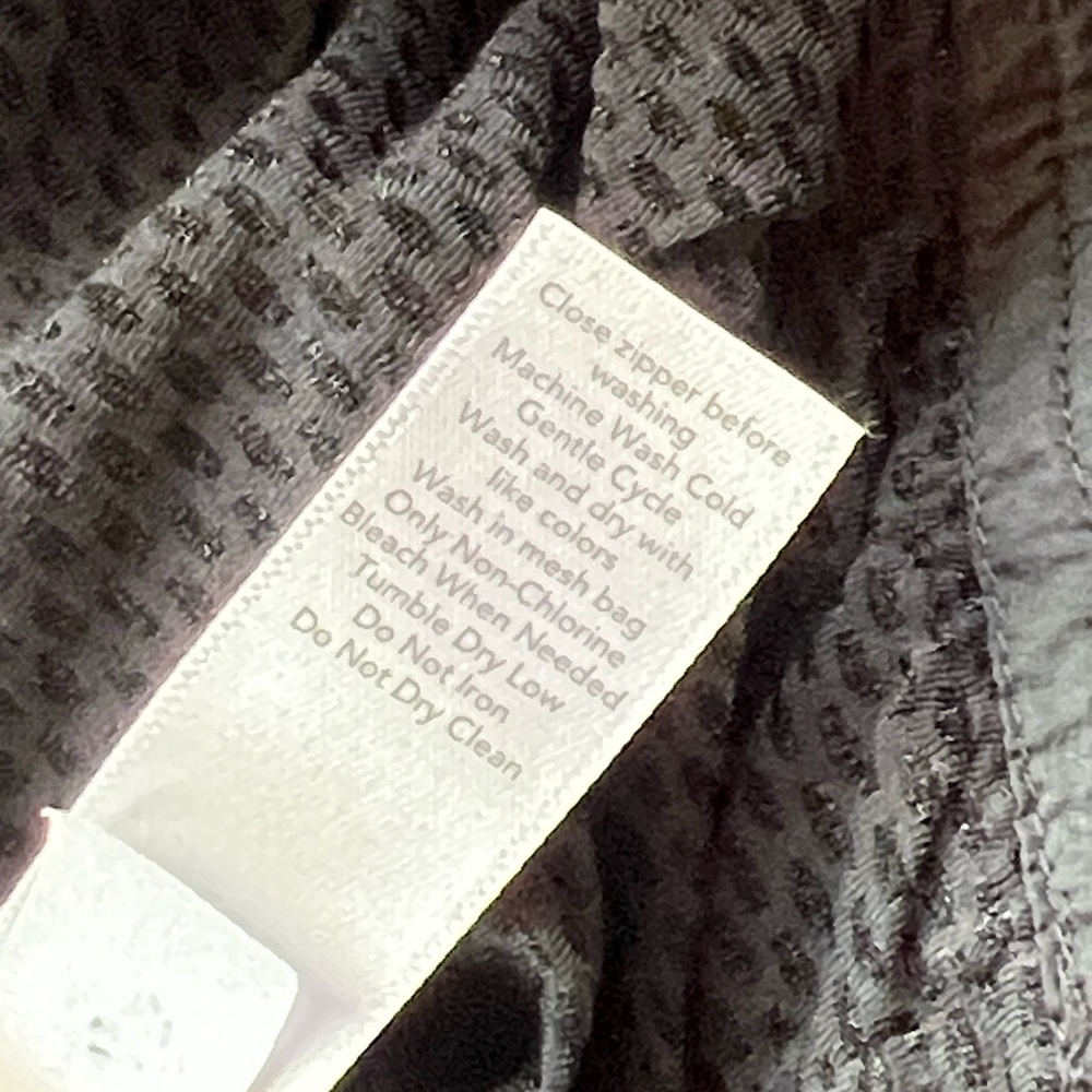 Athleta Black Crop Utility Wind Jacket For Women.… - image 5